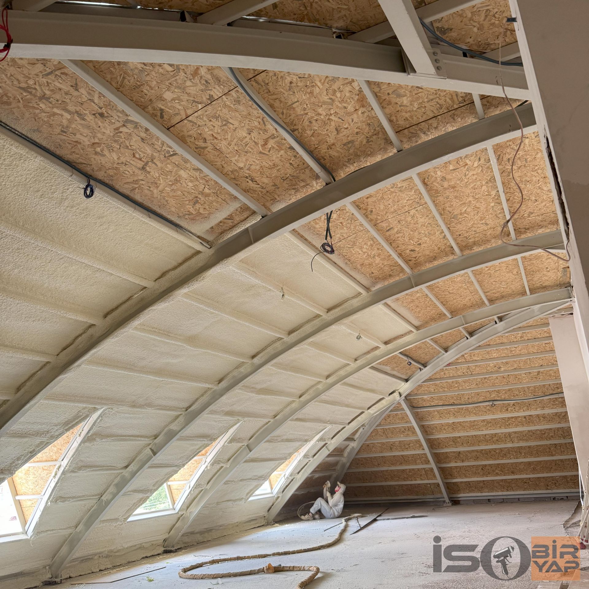 Sprey Poliüretan Köpük Yalıtım Uygulaması Ne Kadar Sürer? Aşamalar Nelerdir?